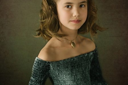 moody-natural-child-children-portrait-lily-sawyer-photo