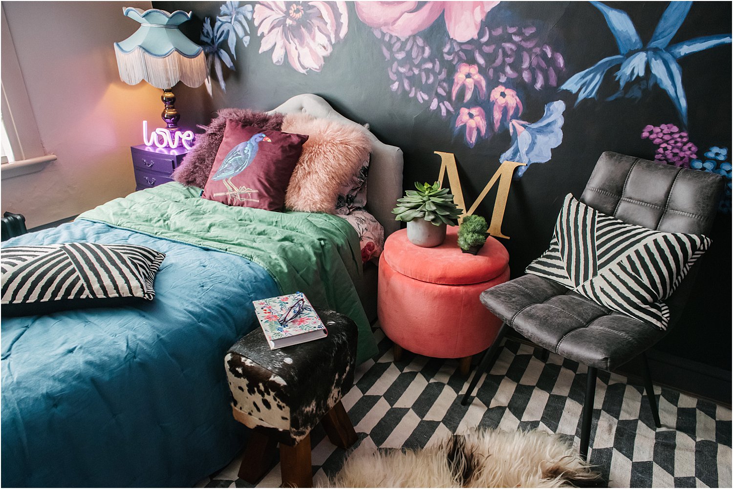 dark-floral-bedroom-eclectic-maximalist-hand-painted-mural-interior-design