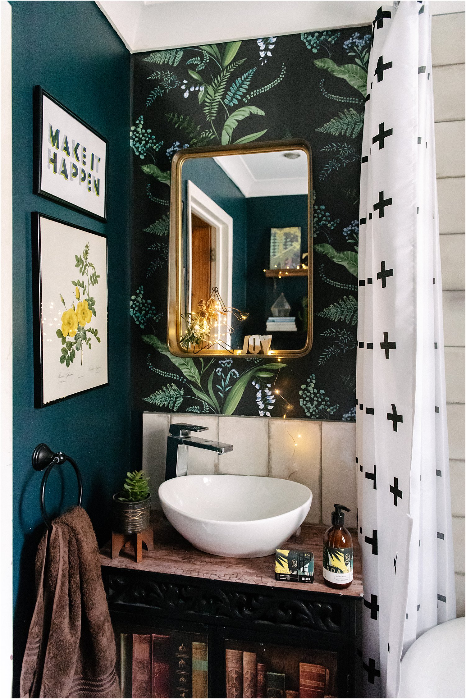 dark-blue-green-maximalist-interior-design-wallpaper-moody-layered-home