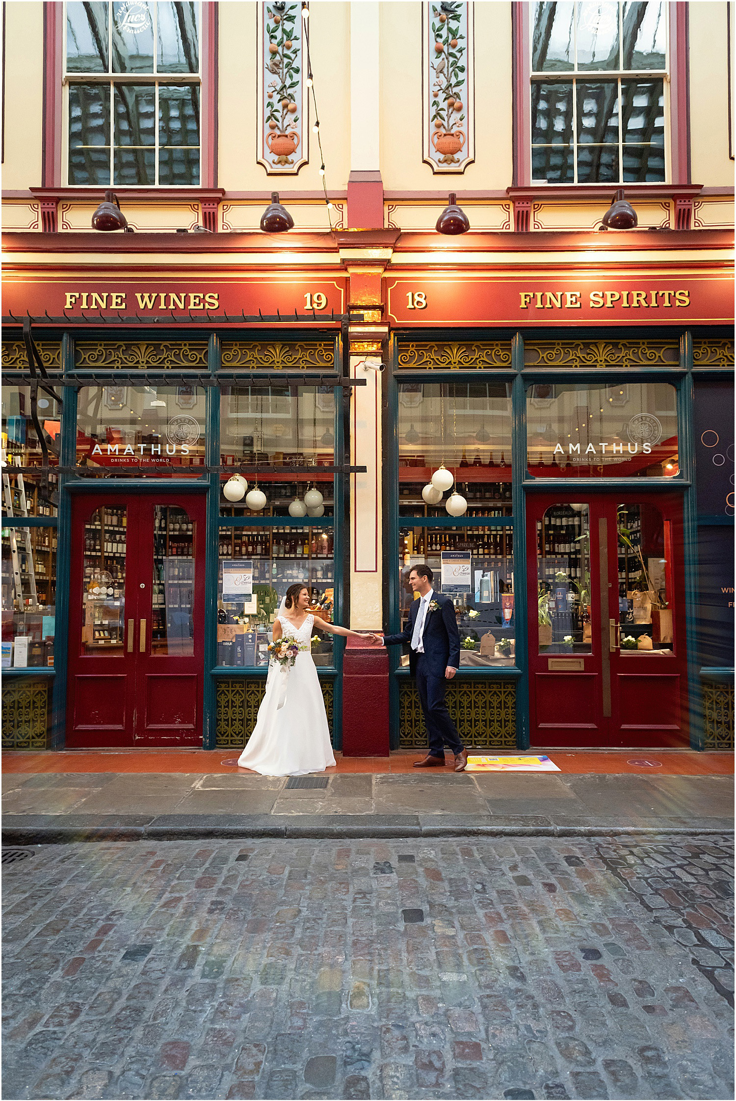 Rich-Jen-dusky-blue-pink-pastel-wedding-london-st-helens-bishopsgate-lily-sawyer-photo